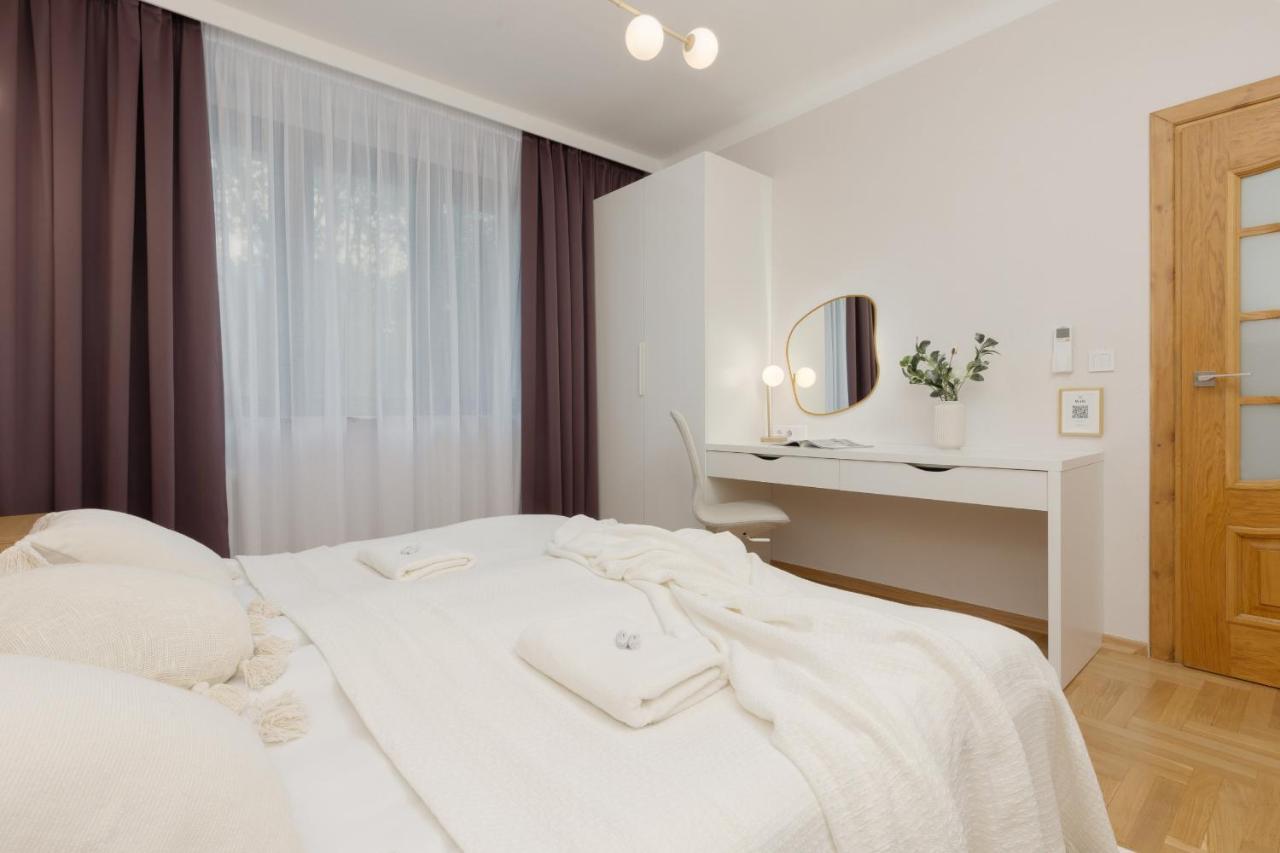 Bright Apartment Kasprzaka Warsaw Wola Near Metro Station By Noclegi Renters 外观 照片
